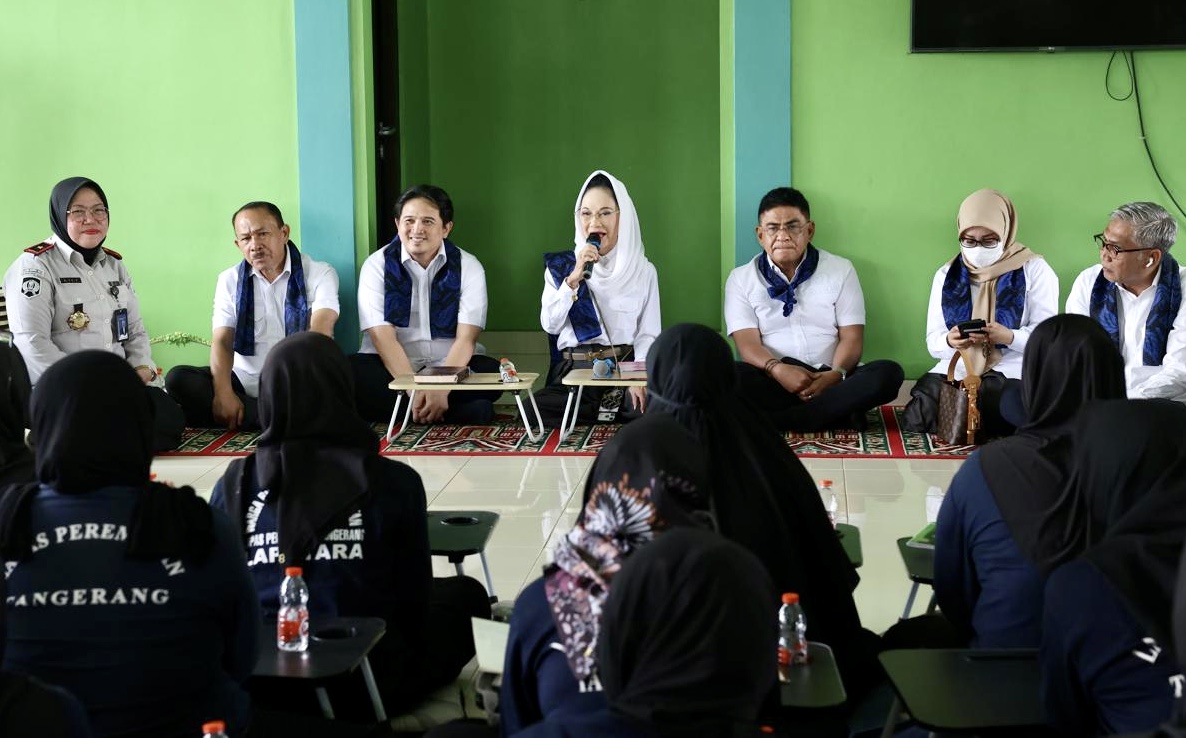 Dewi Asmara Pertanyakan Pelaksanaan Cuti Kunjungan Keluarga di Lapas Perempuan