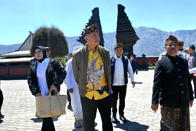 Singgih Januratmoko Apresiasi Kerukunan Umat Beragama di Tengah Masyarakat Tengger