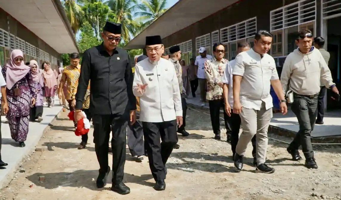 Komisi X DPR RI Tinjau Rehabilitasi Sekolah Terdampak Bencana di Padang, Pemerintah Pusat Kucurkan Rp3 M