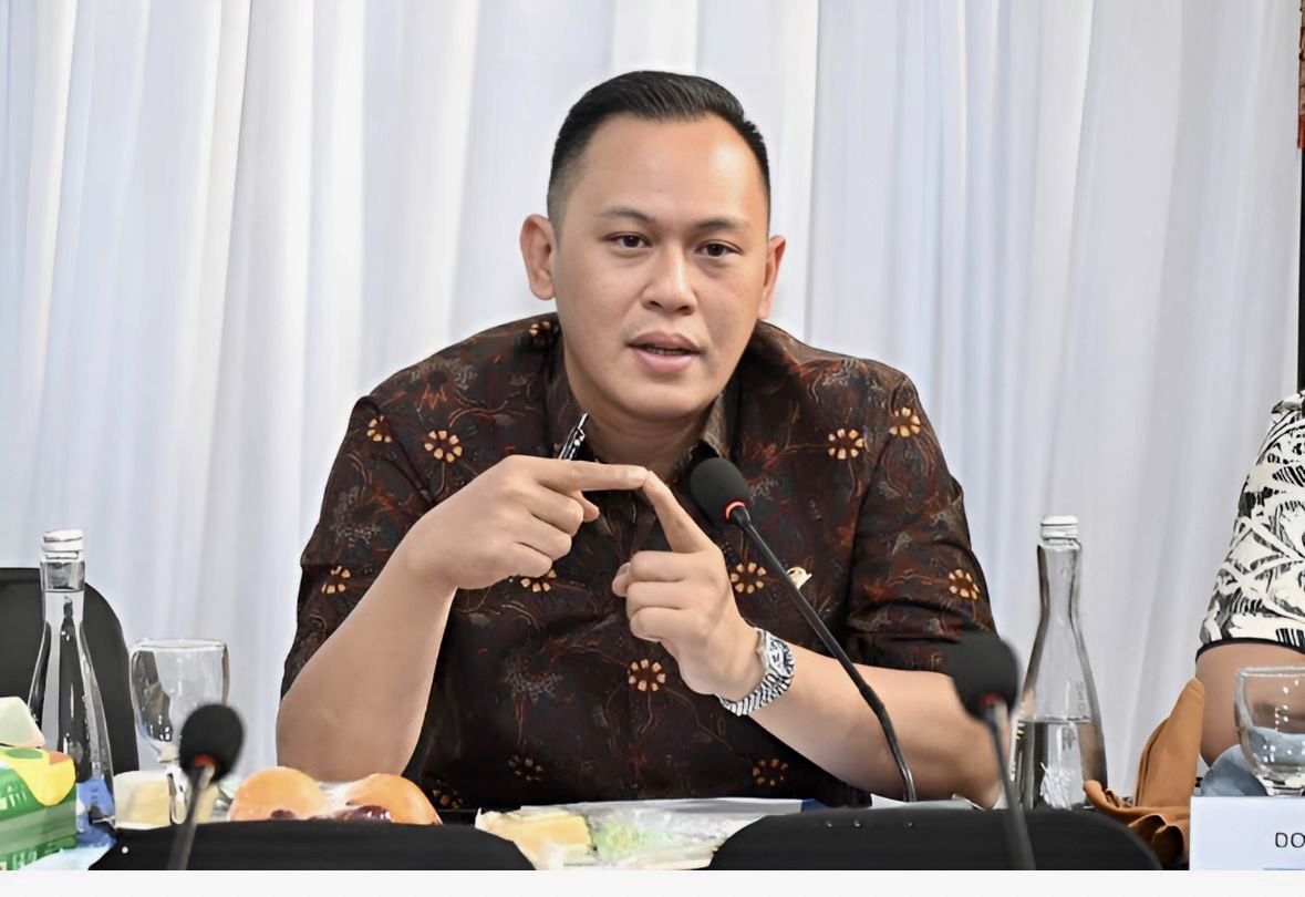 DPR Dorong PT Pos Indonesia Transformasi Jadi Raksasa Logistik Digital Nasional