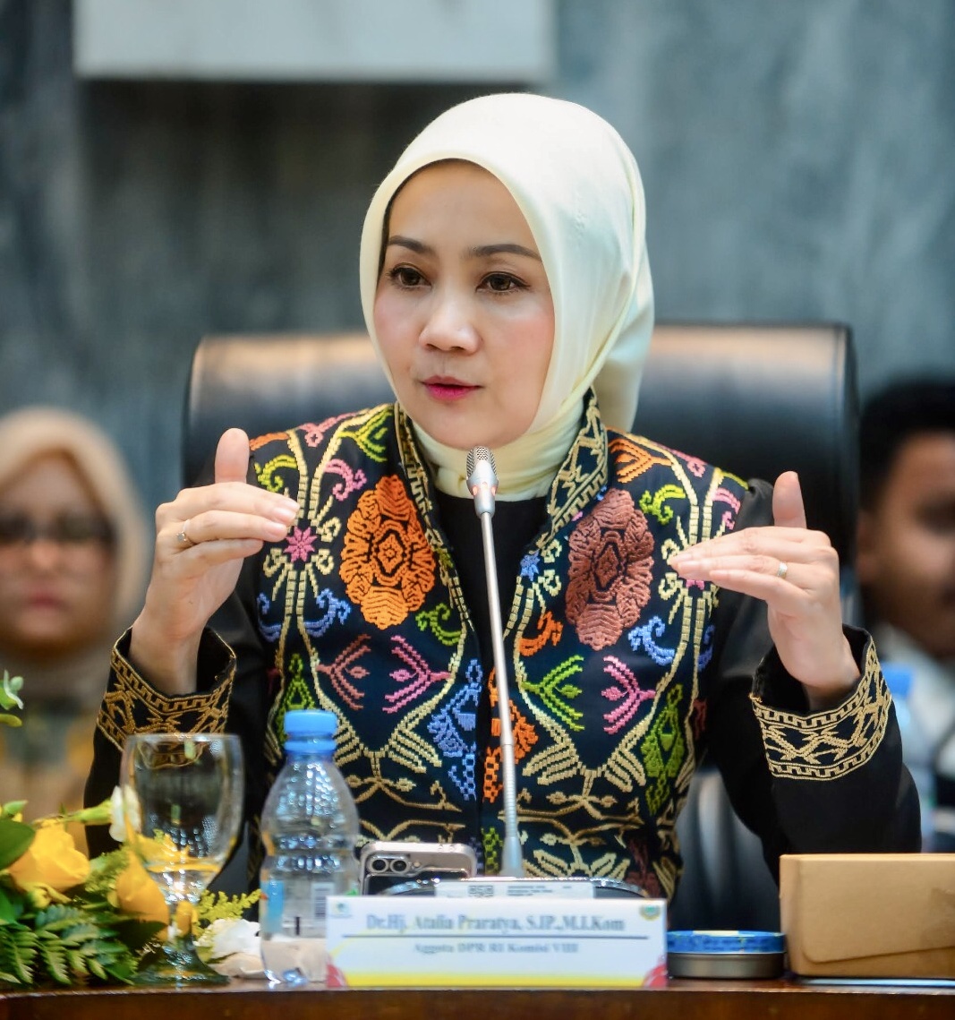 RIBUAN MAHASISWA TIDAK BISA DAFTAR ULANG KARENA TIDAK LOLOS DESIL, ATALIA PRARATYA: PEMERINTAH HARUS ROMBAK TOTAL SISTEM VERIFIKASI KIP KULIAH