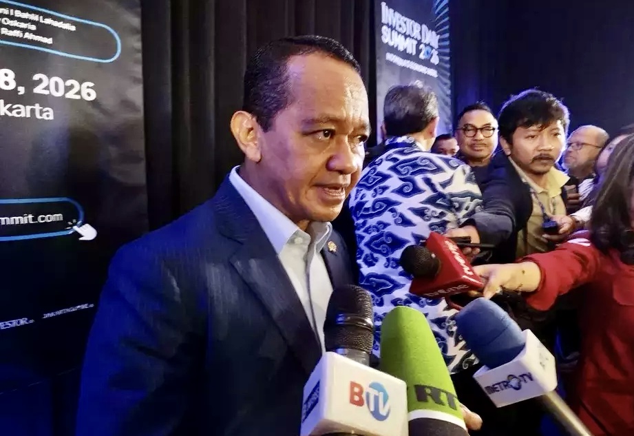 Menko Bahlil: PLTS 100 GWp Berpotensi Hemat Subsidi Listrik hingga Rp73 Triliun
